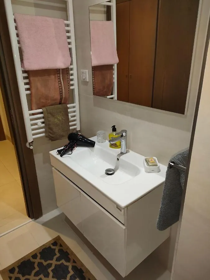 Apartment Tunis Appt La Belle Du Jardin De Carthage